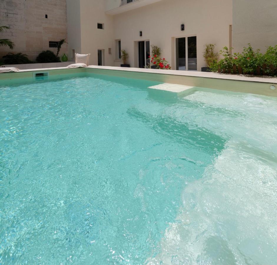 Carlo V - Con Piscina E Giardino Privati Apartment Lecce Ngoại thất bức ảnh