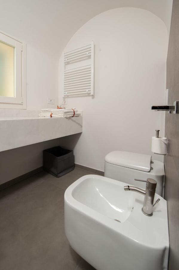 Carlo V - Con Piscina E Giardino Privati Apartment Lecce Ngoại thất bức ảnh