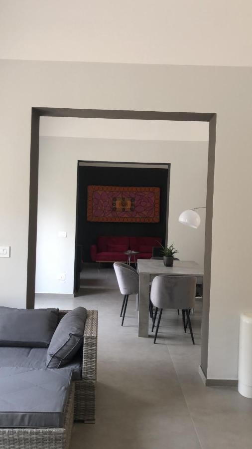 Carlo V - Con Piscina E Giardino Privati Apartment Lecce Ngoại thất bức ảnh