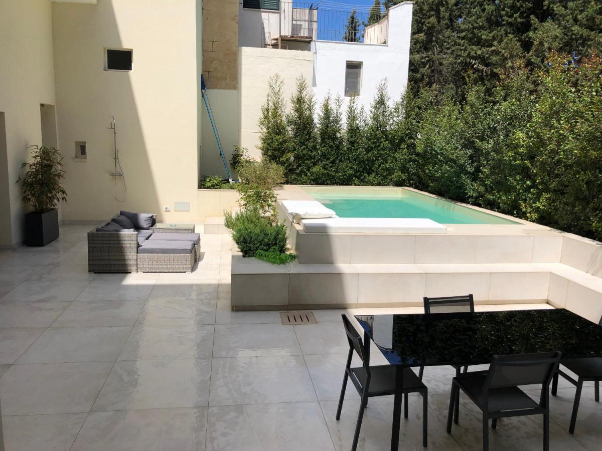 Carlo V - Con Piscina E Giardino Privati Apartment Lecce Ngoại thất bức ảnh